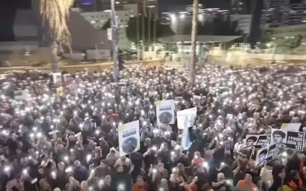 Netanyahu deu uma ordem para bombardear os reféns, diz uma refém israelense libertada