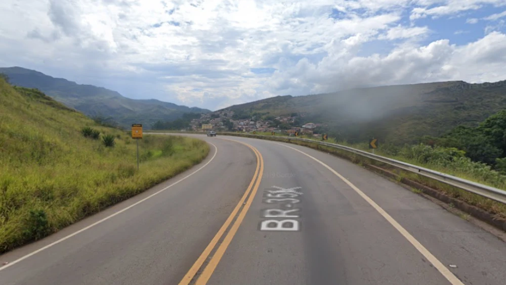 Trecho da rodovia que liga Ouro Preto a Mariana, em Minas Gerais