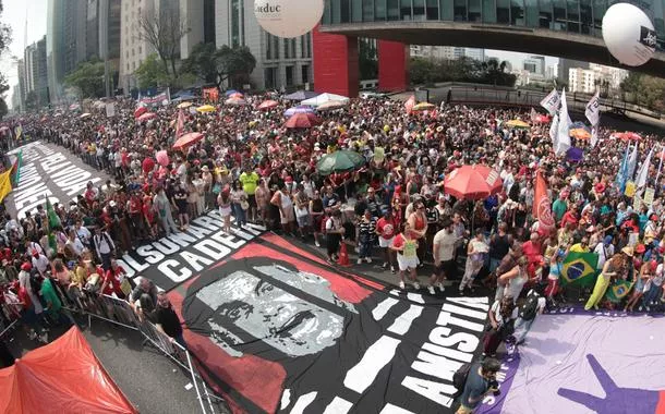 Ato contra PEC da Blindagem e anistia é o maior da esquerda em anos