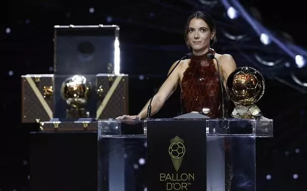 Troféu Bola de Ouro 2025: Aitana Bonmatí é eleita a melhor jogadora do mundo