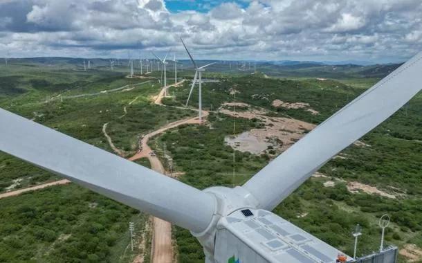 Indústria brasileira amplia uso de energia renovável e fortalece matriz limpa