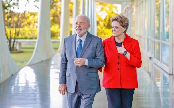 Lula: 'Golpe contra Dilma foi tentativa de calar milhões de vozes femininas'