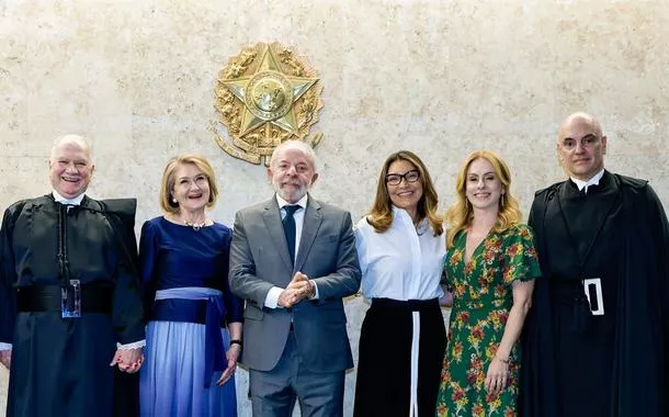 Lula saúda posse de Fachin no STF e exalta gestão de Barroso