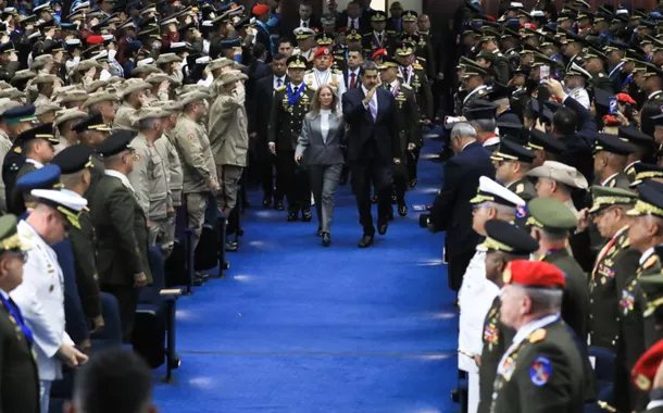 Maduro recebe título Honoris Causa em academia militar venezueana 