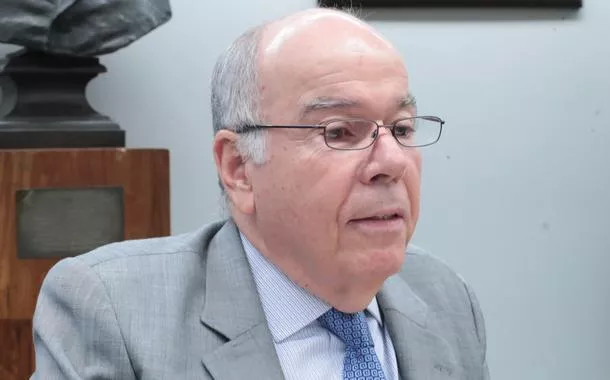 Brasil vai “aplaudir a iniciativa” de plano de paz em Gaza, diz Mauro Vieira