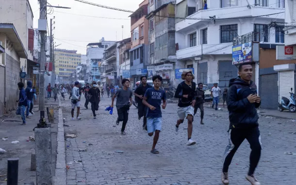 Onda de protestos da "geração Z" atinge Madagascar