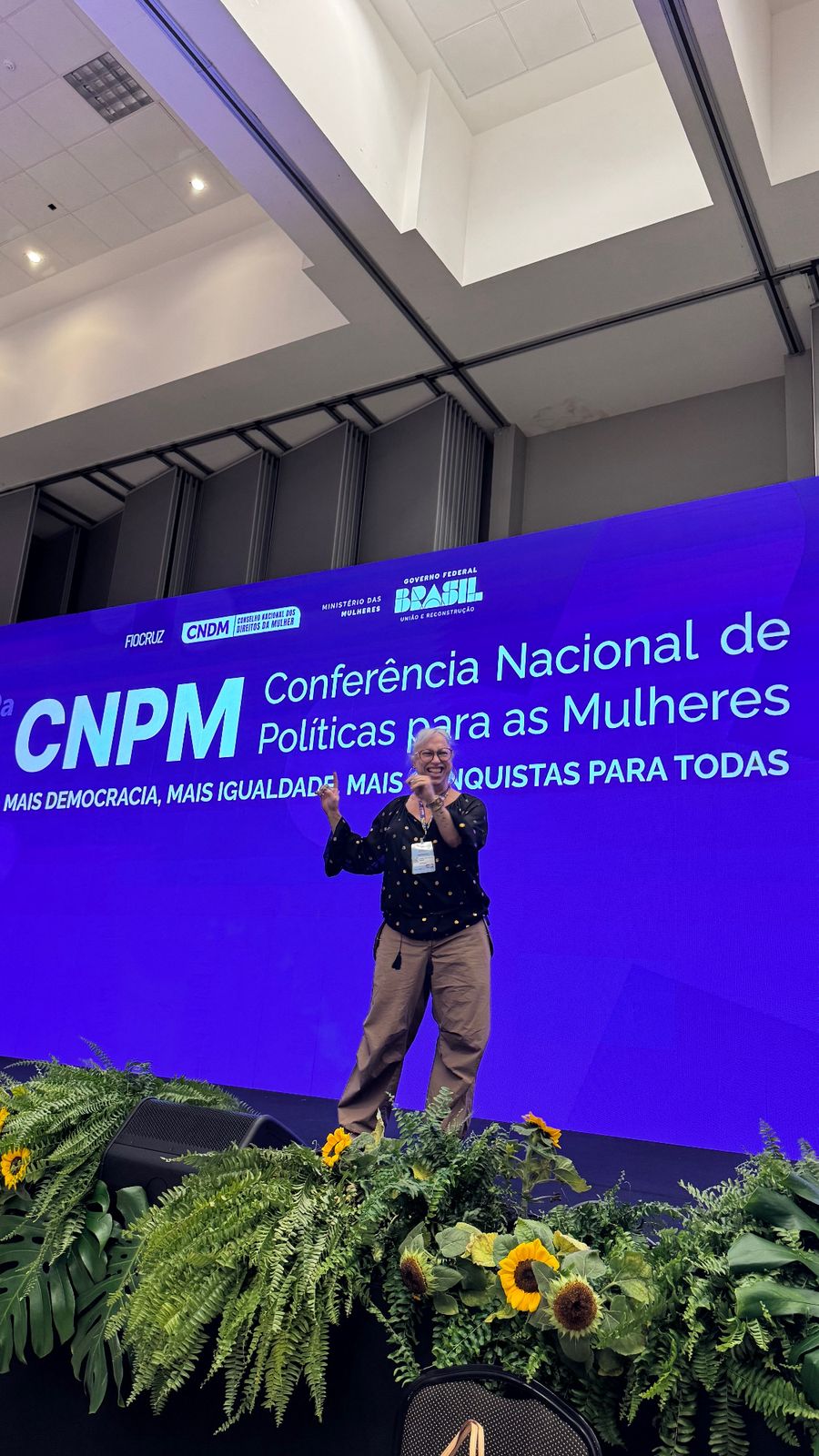 A jornalista Sara York na 5ª Conferência Nacional de Políticas para Mulheres