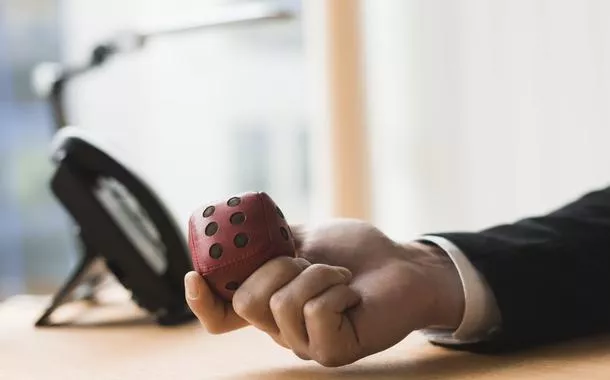 Associação de jogos questiona governo por violar decisão do STF e empurrar vulneráveis para o mercado clandestino