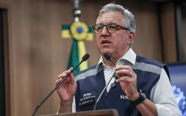 O ministro Alexandre Padilha (Saúde), durante entrevista para falar sobre os casos de bebidas alcoólicas adulteradas com metanol, agora concentradas no estado de São Paulo, devem transcender os limites do estado