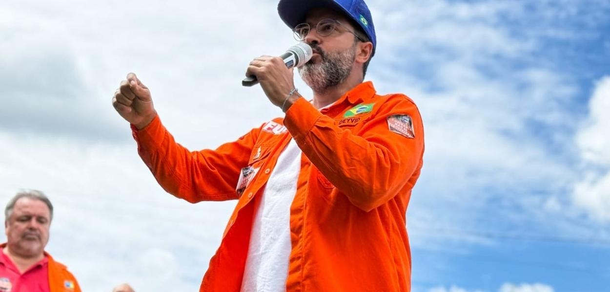 Deyvid Bacelar deixa a FUP e se lança pré-candidato a deputado federal