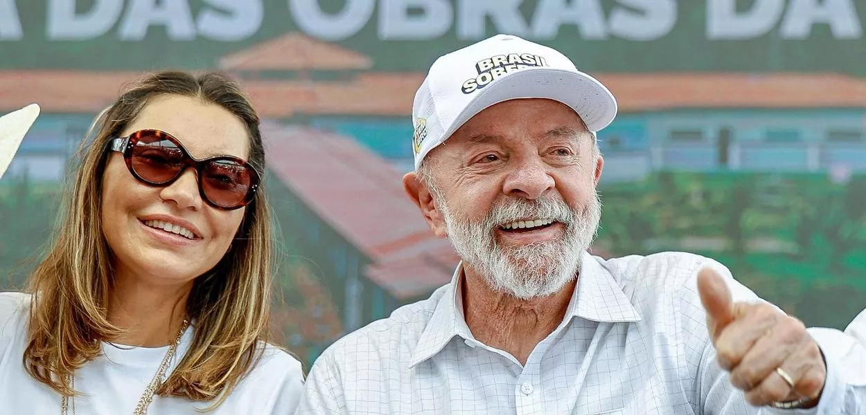Presidente da República, Luiz Inácio Lula da Silva, durante a cerimônia de entrega de obras retomadas do Ministério da Educação na Ilha de Marajó. Orla de Breves – Pará (PA)
