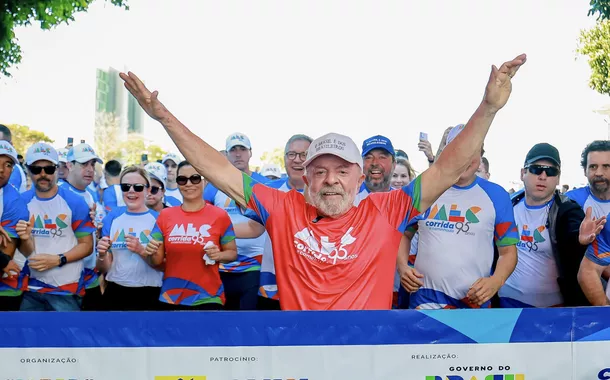 Após aprovação do IR, governo Lula planeja fim da escala 6x1 e transporte gratuito