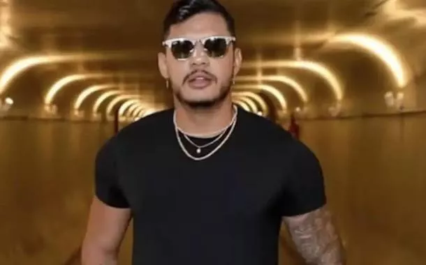 Rapper Hungria recebe alta de hospital em Brasília