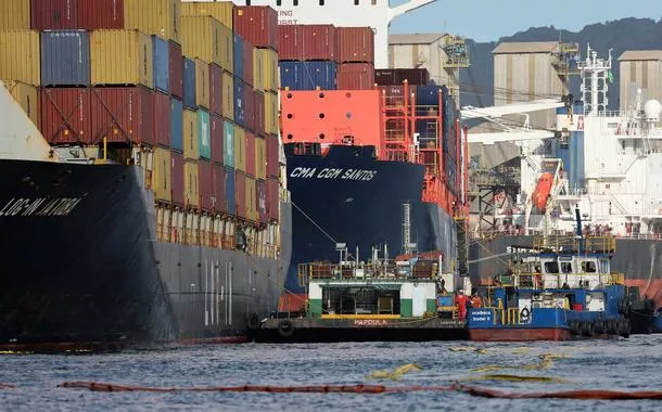 Brasil tem superávit comercial acima do esperado em setembro