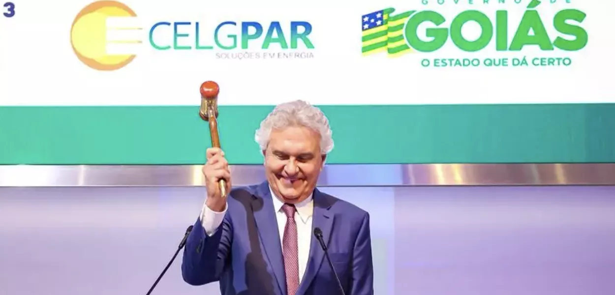 Ronaldo Caiado participa do leilão da Celgpar