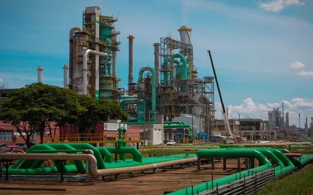 Refinaria Henrique Lage (Revap) em São José dos Campos (SP)