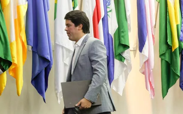 Fufuca fica no governo Lula e é afastado do PP