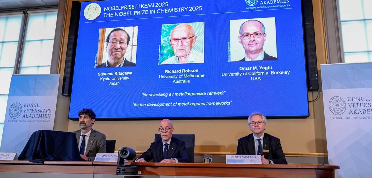 Anúncio dos vencedores do Prêmio Nobel de Química em Estocolmo, na Suécia - 08/10/2025