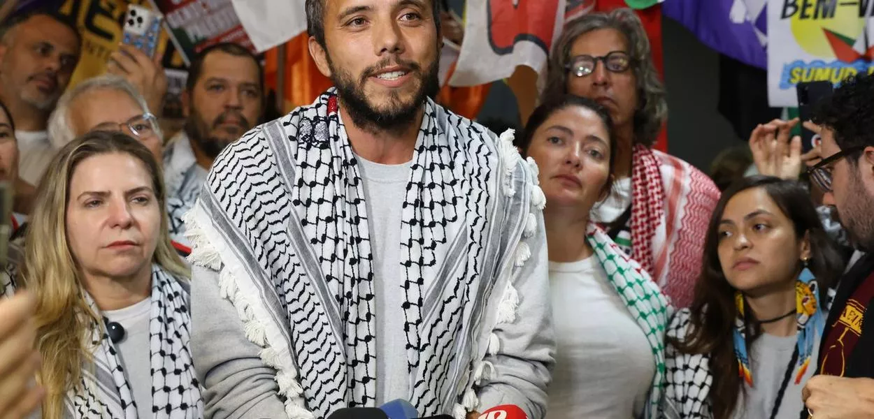 Thiago Ávila recebe o Prêmio Proaño 2025 da ALDHU por sua luta humanitária e internacionalista