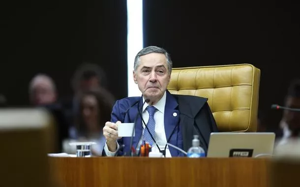 Barroso reconhece impacto da pressão dos EUA após deixar STF