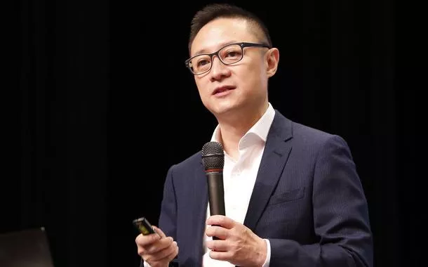 Eric Li diz que a Europa está em colapso e defende nova ordem global centrada na China