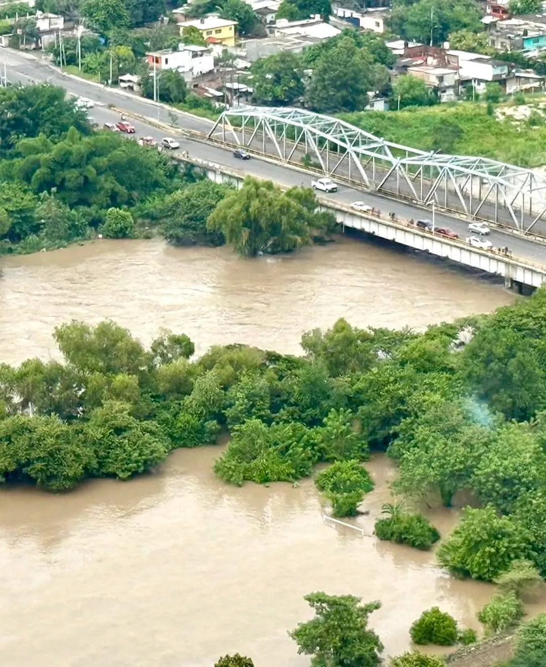 Vista aérea da inundação em Veracruz, México - 09/10/2025