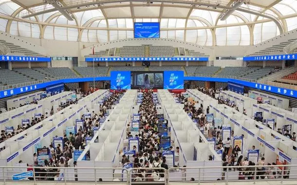 A nova busca das feiras de emprego na China