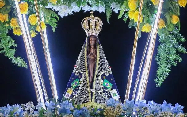 Alckmin participa de missa em Aparecida no Dia da Padroeira
