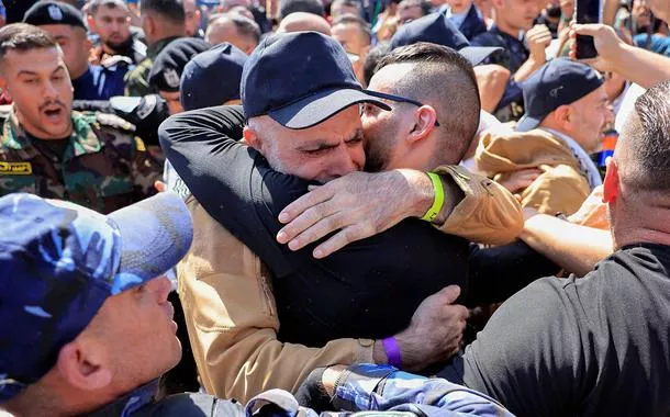 Prisioneiros palestinos começam a ser libertados por Israel