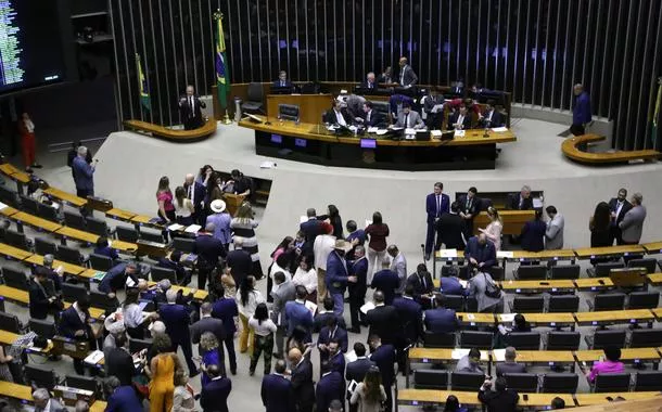 Governo exonera Centrão de cargos no segundo escalão após rejeição de MP