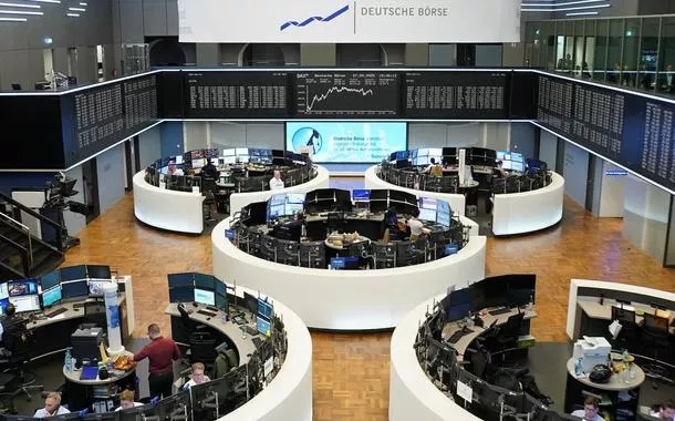 Ações europeiass se recuperam de mínima em quase 2 semanas, conforme Trump "suaviza" posição tarifária sobre China