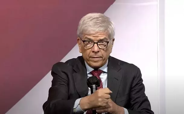 Nobel de economia critica modelo de "monopólios digitais" e alerta o Brasil