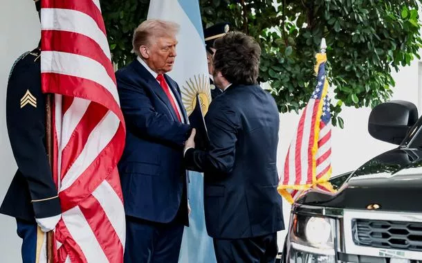 Milei reforça aliança incondicional com os Estados Unidos