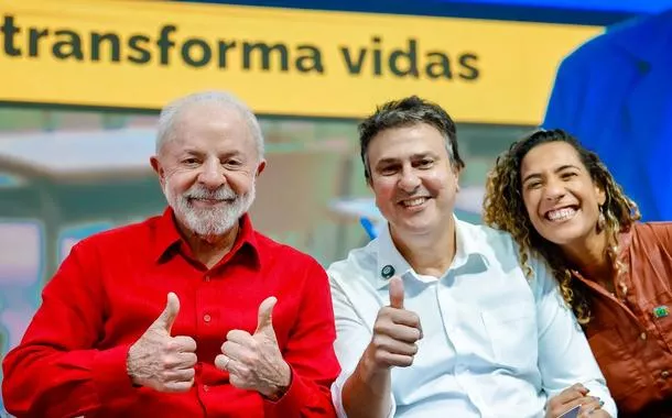 "Sempre houve uma política de negar educação ao povo", diz Lula no Dia do Professor