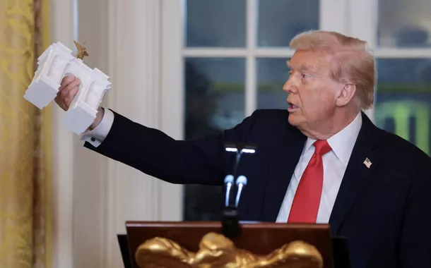 Trump anuncia que irá construir "arco do triunfo" em sua própria homenagem