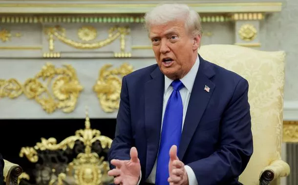 Trump ameaça ação militar se Hamas "continuar a matar pessoas" em Gaza