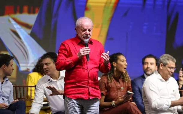 "A democracia foi derrotada", diz Lula
