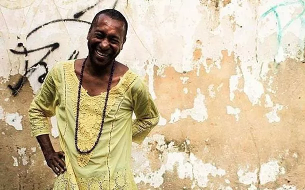 A biografia do poeta Miró da Muribeca