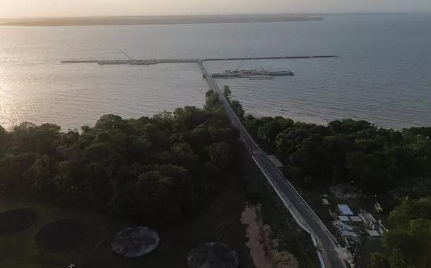 Belém inaugura ponte e porto de Outeiro revitalizado para sediar COP30