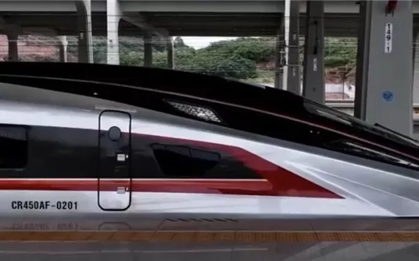 Trem mais rápido do mundo se aproxima de operação comercial na China