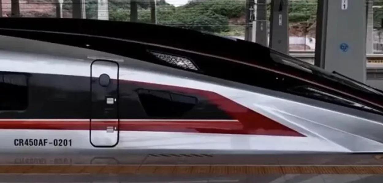 Trem mais rápido do mundo é testado na China