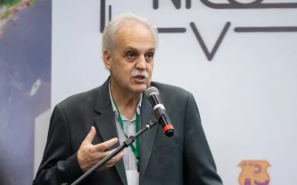 “Democracias do mundo têm eleito cada vez mais negacionistas climáticos”, alerta Carlos Nobre