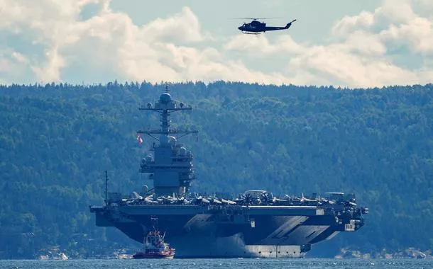 EUA ampliam escalada militar e enviam porta-aviões para a América do Sul