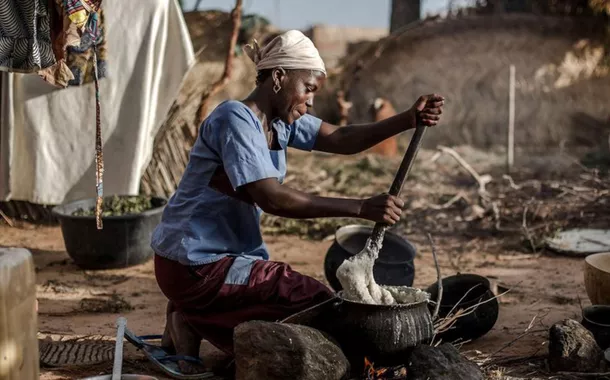 800 milhões de pobres, a pricipal dívida social 