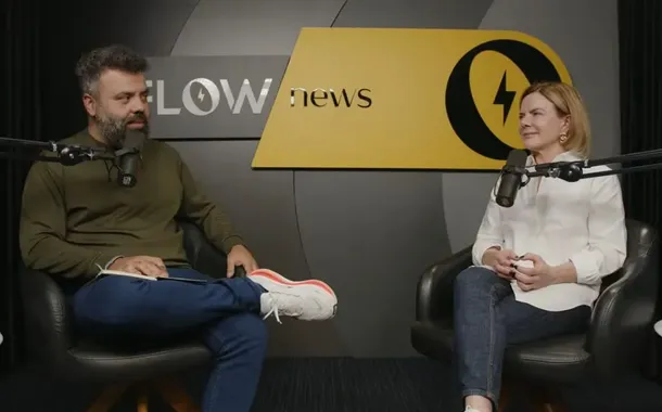 La ministra Gleisi Hoffmann es entrevistada en el podcast Flow