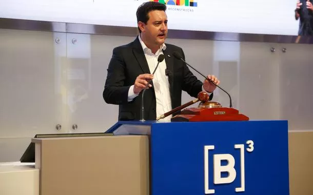 PT denuncia tentativas de Ratinho Jr. de privatizar e militarizar escolas no Paraná