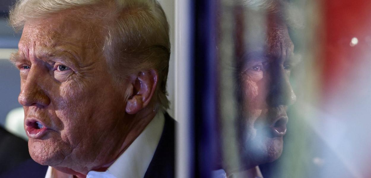 Escândalo Epstein Abalando Trump: Novos E-mails e Crise no Partido Republicano!