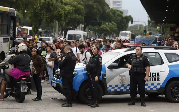 Chacina faz a festa de líderes bolsonaristas e do fascismo cheirador