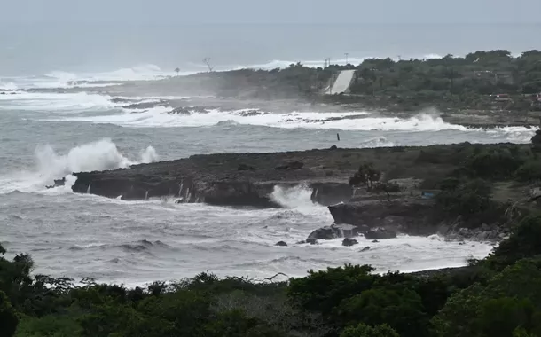 Cuba evacua mais de 735 mil pessoas antes da chegada do furacão Melissa
