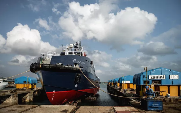 Brasil apresenta barco movido a hidrogênio e inaugura nova era na navegação